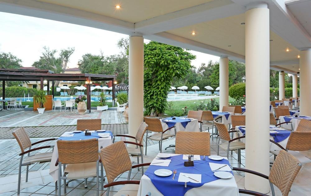 Sentido Apollo Palace Mesongi Luaran gambar The restaurant